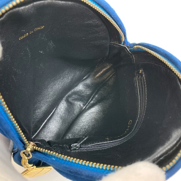 CHANEL Blue Bag - Picture 12 of 16